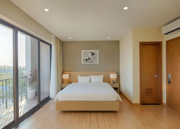 Royal Lotus & 4* Hạ Long