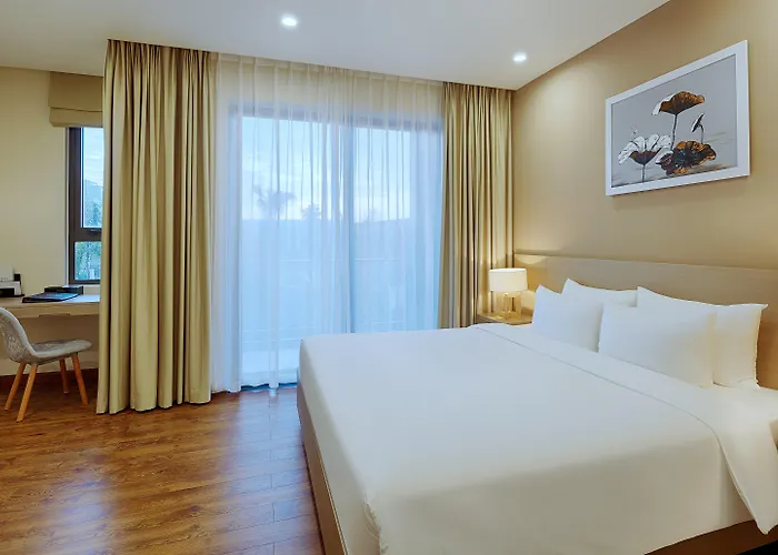 Khu nghỉ mát Royal Lotus & 4*